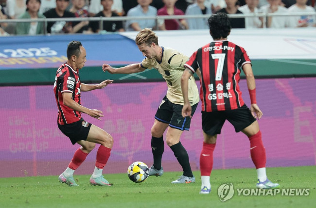 돌파 시도하는 프렝키 더용